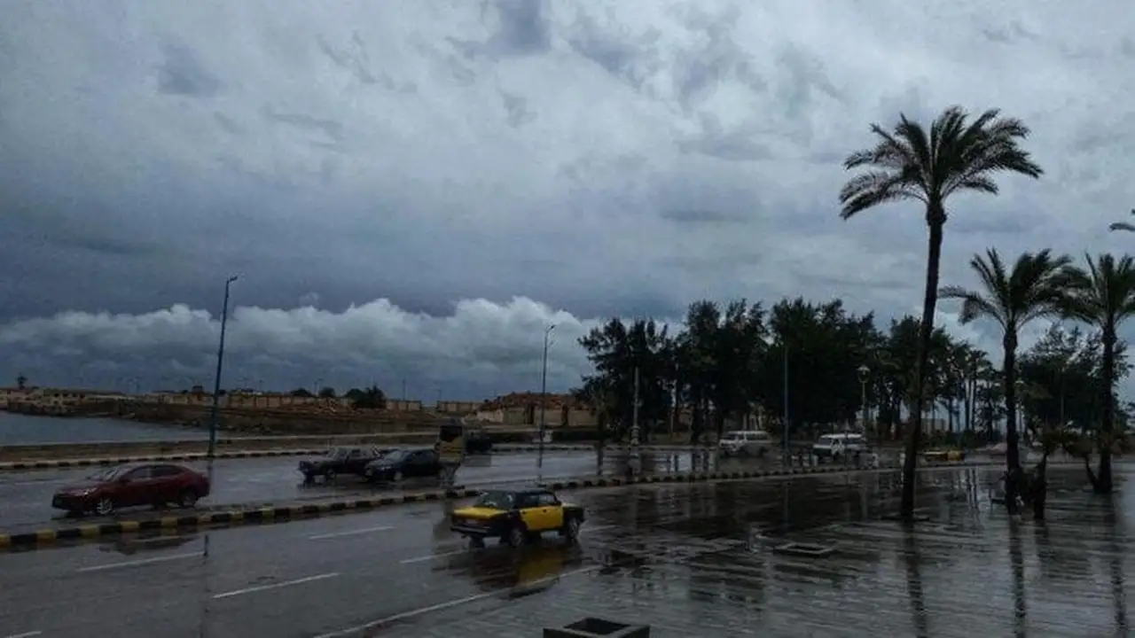 توقعات هيئة الأرصاد حول تقلبات جوية مفاجئة تضرب البلاد خلال طقس الجمعة